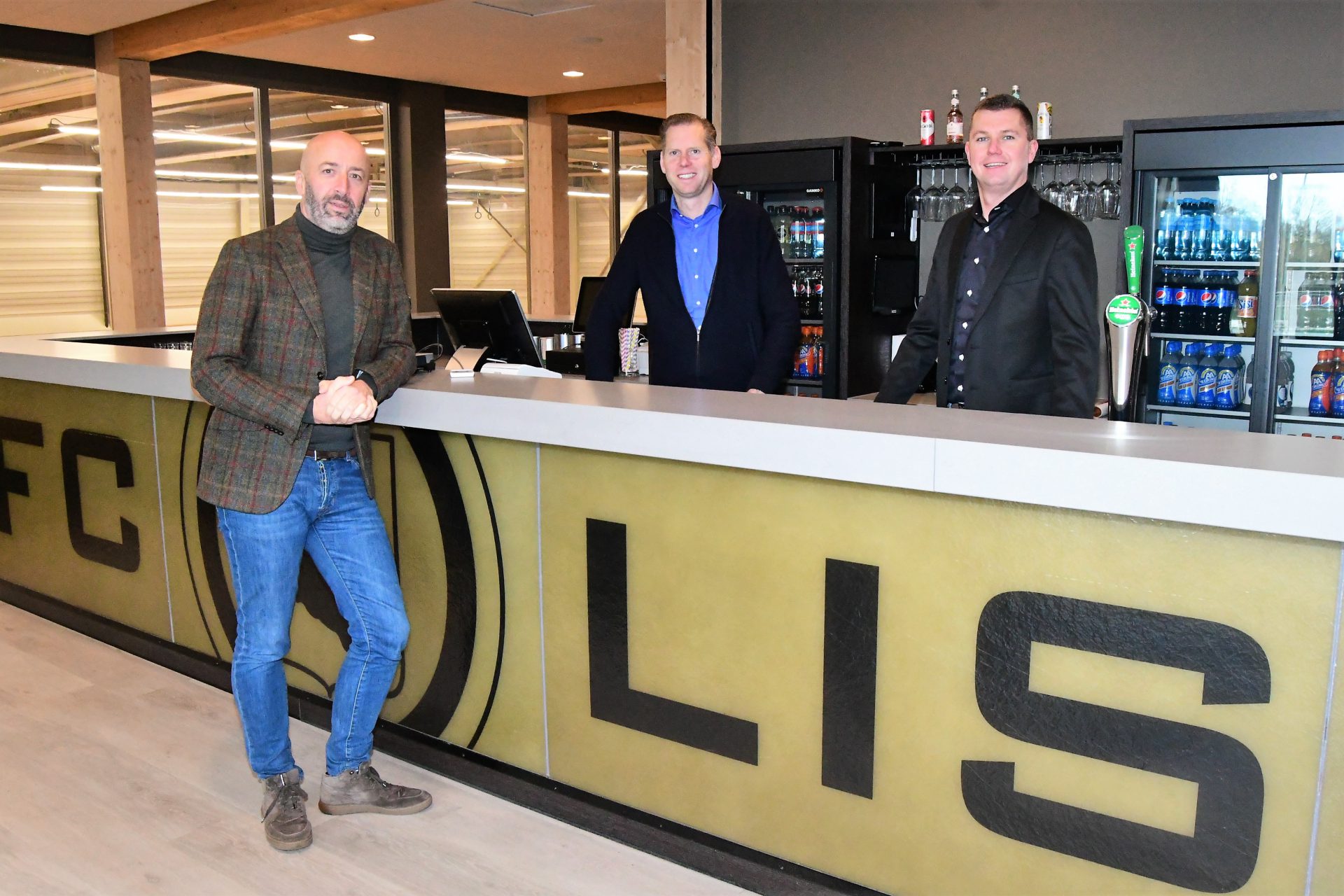FC Lisse Into Business