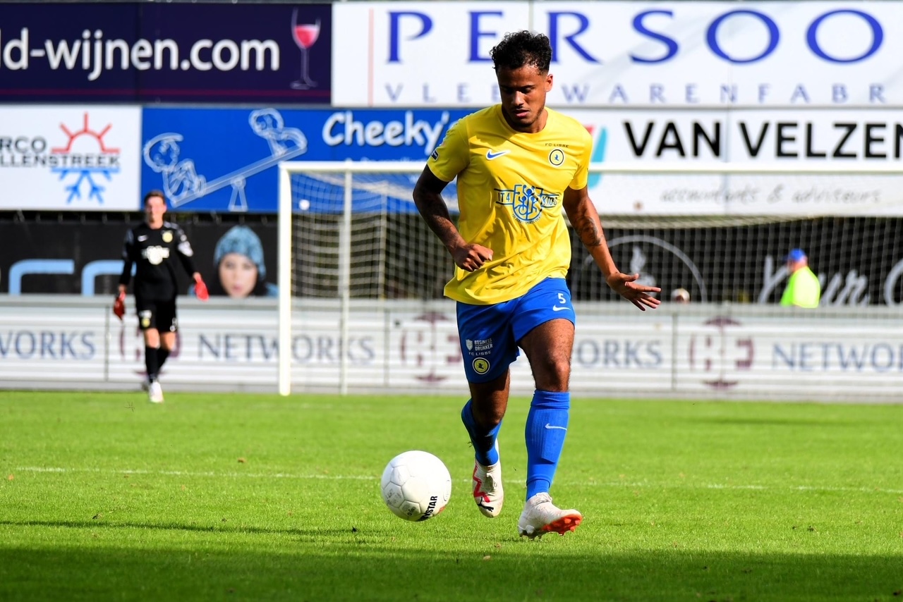 Darryl Baly verlengt bij FC Lisse