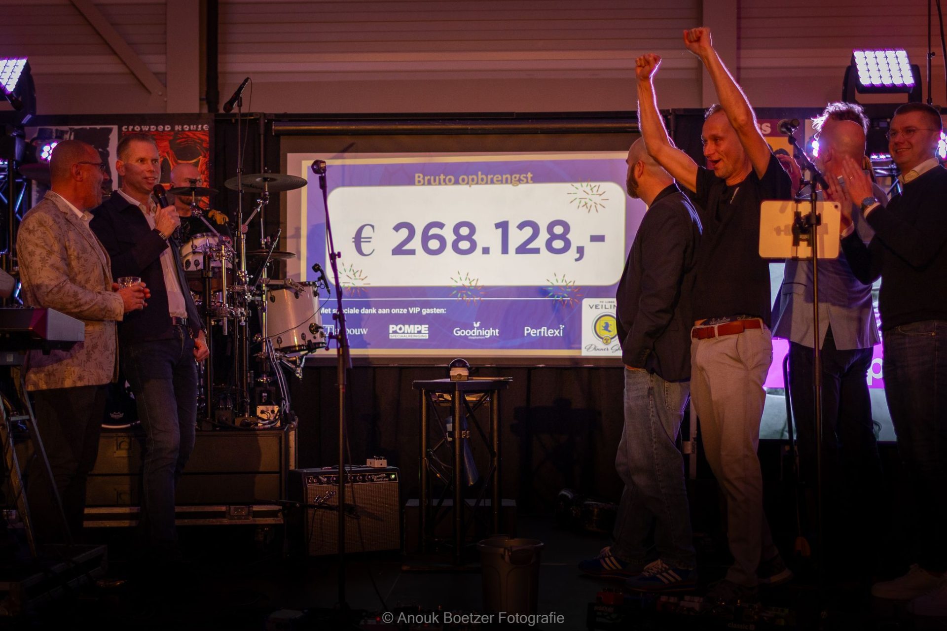 Recordbedrag Veiling Dinner Show